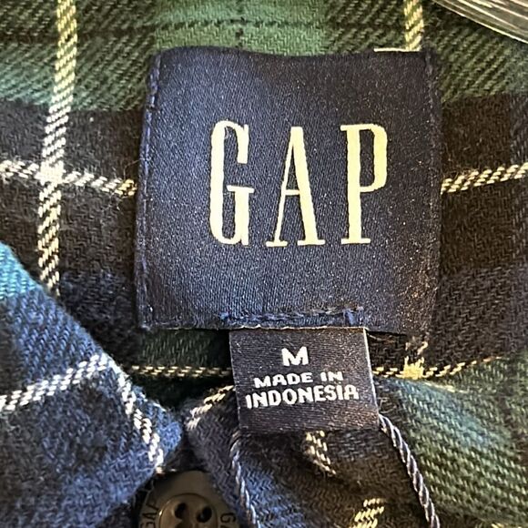 NEW Gap Relaxed Fit Flannel Shirt - Picture 7 of 8